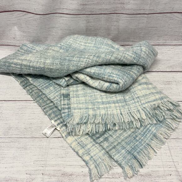 Anthropologie Blue Plaid Oversized Fringed Blanket Scarf Wrap Acrylic Wool Blend - Picture 3 of 7